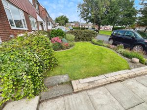 Front garden- click for photo gallery